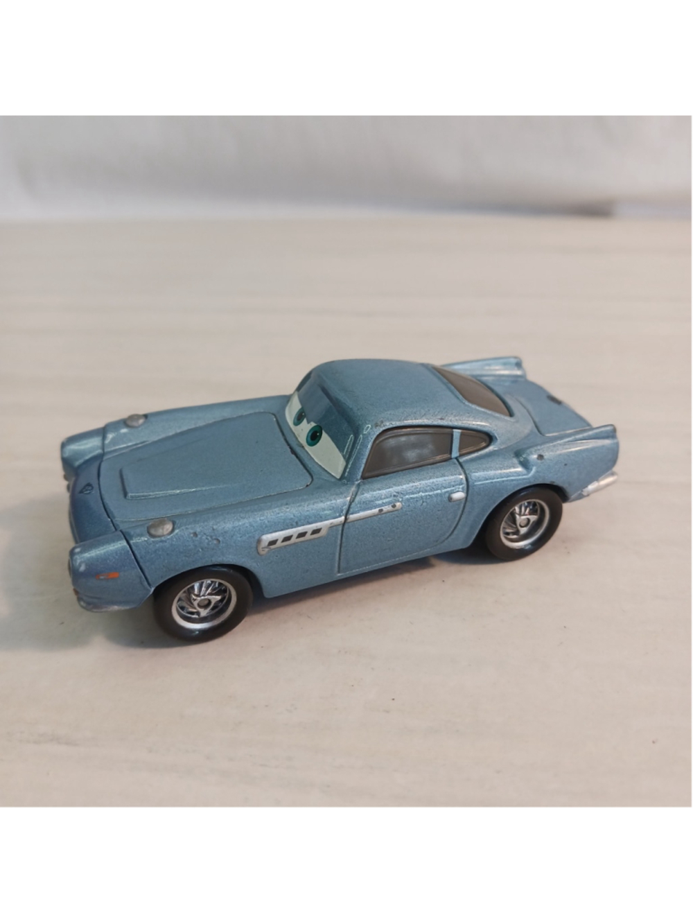 Disney Pixar Cars 2 Finn McMissile Diecast Toy Car Pre-V2799 Mattel 1186 - Picture 3 of 5